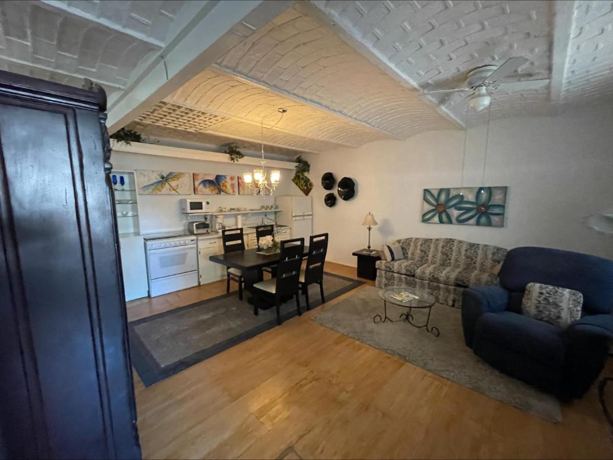Casita Montana Hotel Ахихик Экстерьер фото